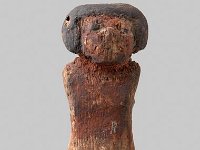 Aeg H 27  Aeg H 27, Mittleres Reich, Dienerfigur, Sykomorenholz, H 8,5 cm, B 2,3 cm, T 2,8 cm : Bestandskatalog Ägypten, Museumsfoto: Claus Cordes